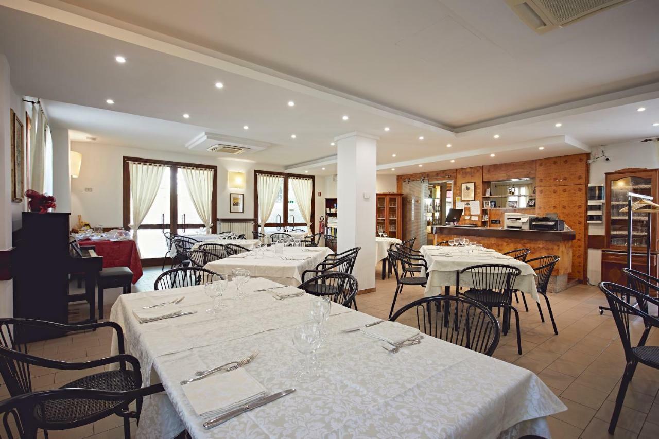 Albergo Romagna Fratta Terme Extérieur photo