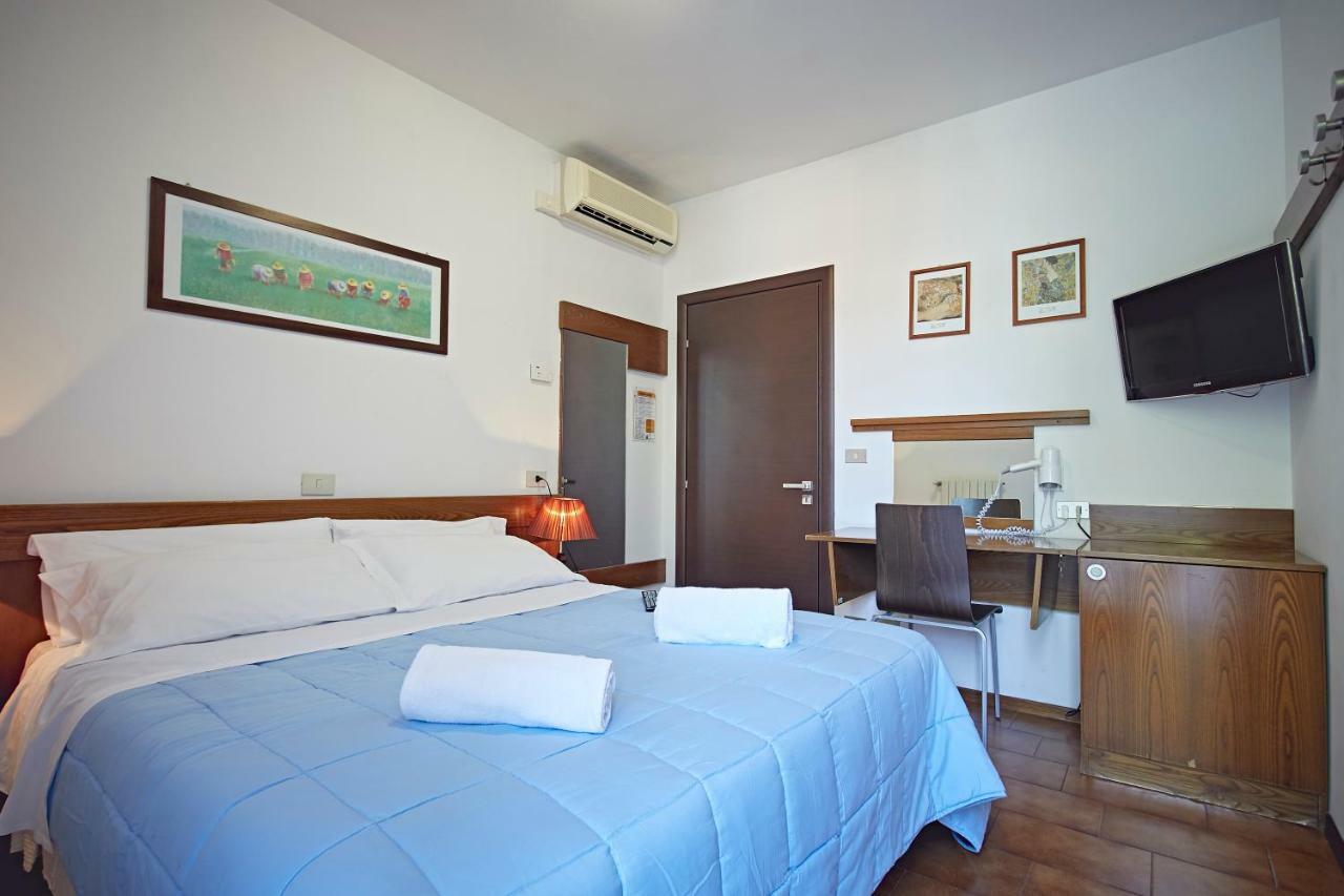 Albergo Romagna Fratta Terme Extérieur photo