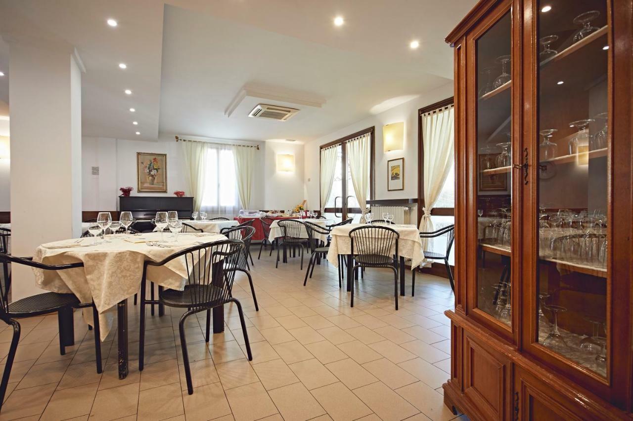 Albergo Romagna Fratta Terme Extérieur photo