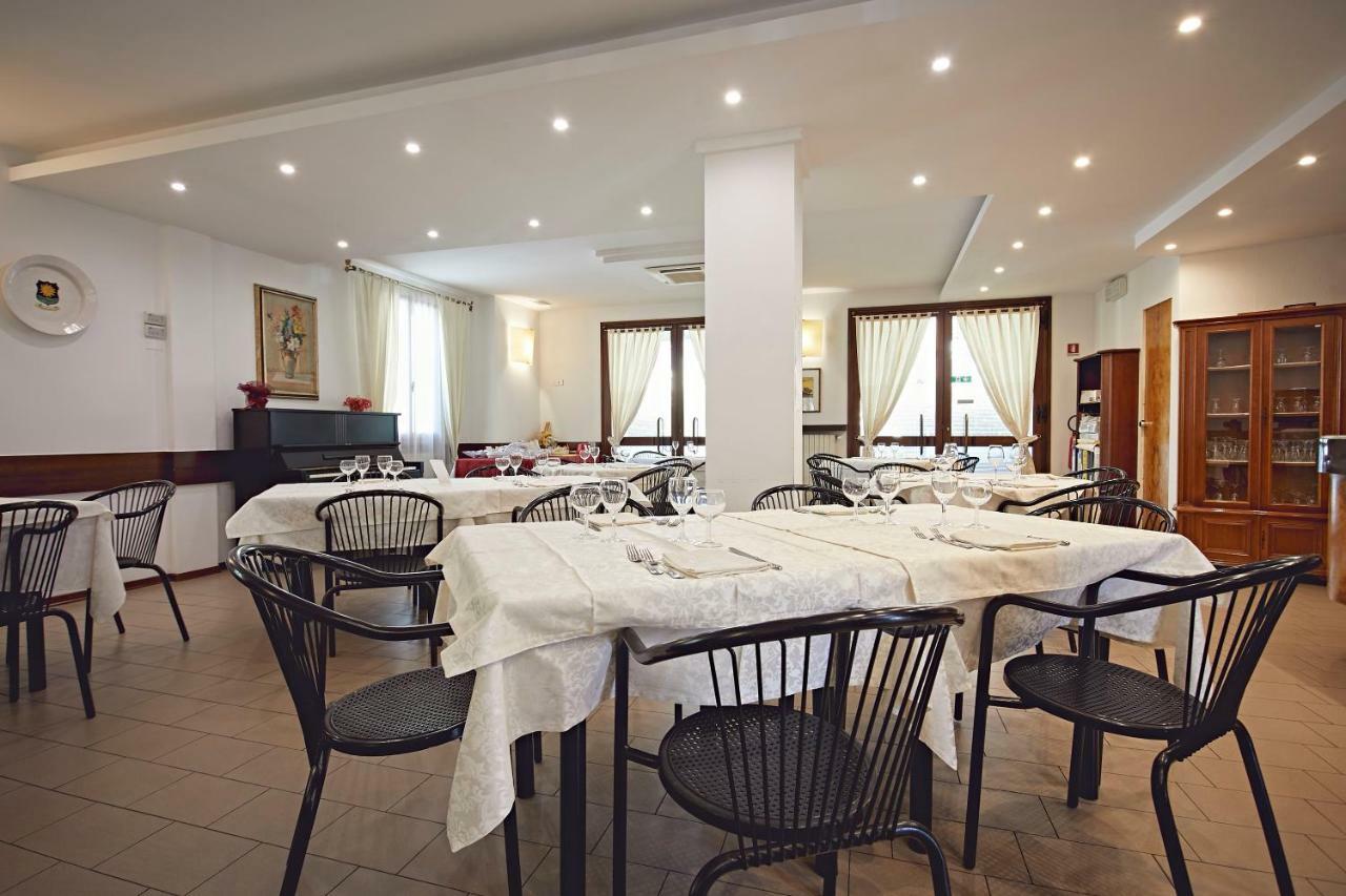 Albergo Romagna Fratta Terme Extérieur photo